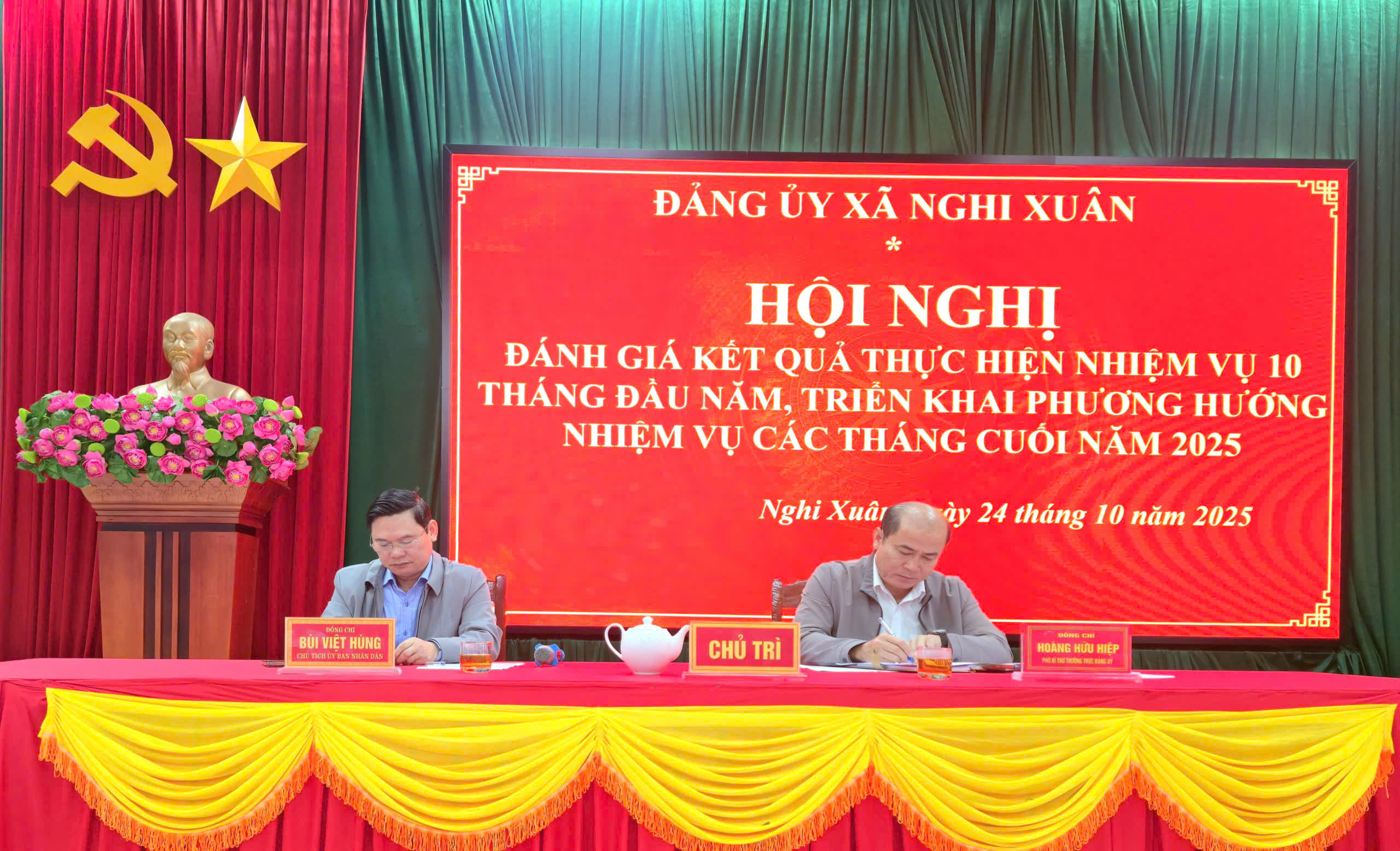 Đảng ủy xã Nghi Xuân tổ chức Hội nghị đánh giá kết quả thực hiện nhiệm vụ 10 tháng đầu năm