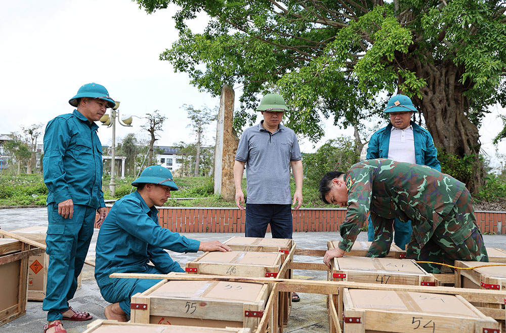 Trận địa pháo hoa ở xã Nghi Xuân trước giờ "khai hoả"