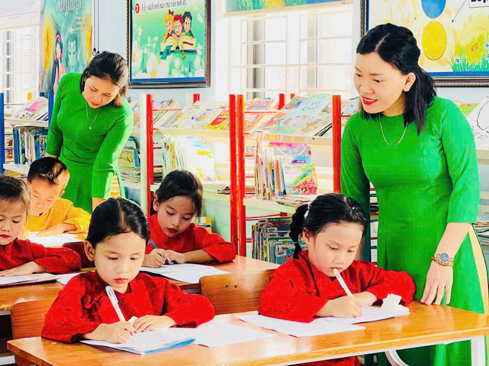 Tiểu học Xuân Viên: Giao lưu “Viết chữ đẹp”