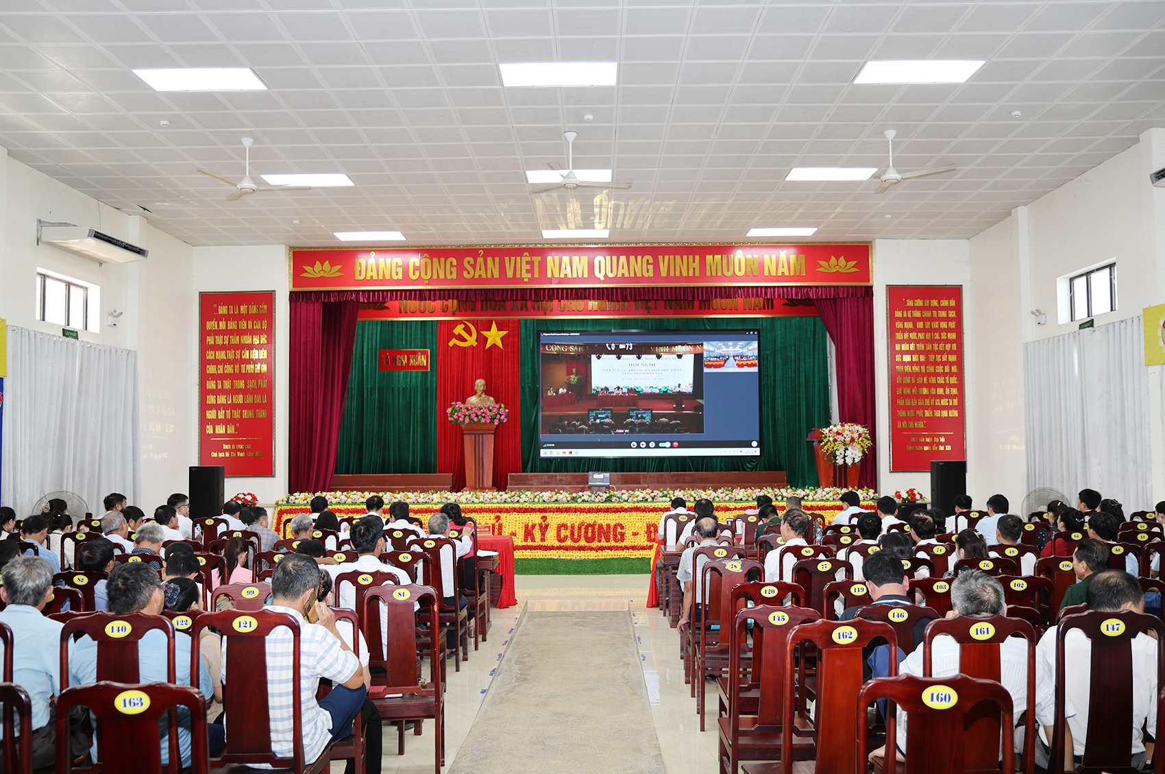 Xã Nghi Xuân dự hội nghị tiếp xúc cử tri  sau Kỳ họp thứ nhất, Quốc hội khóa XVI