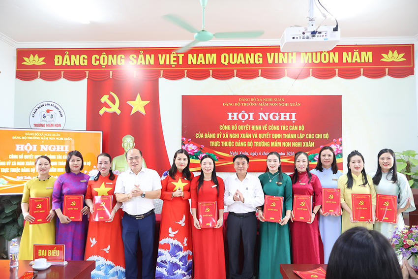 Kiện toàn tổ chức Đảng tại trường Mầm non Nghi Xuân