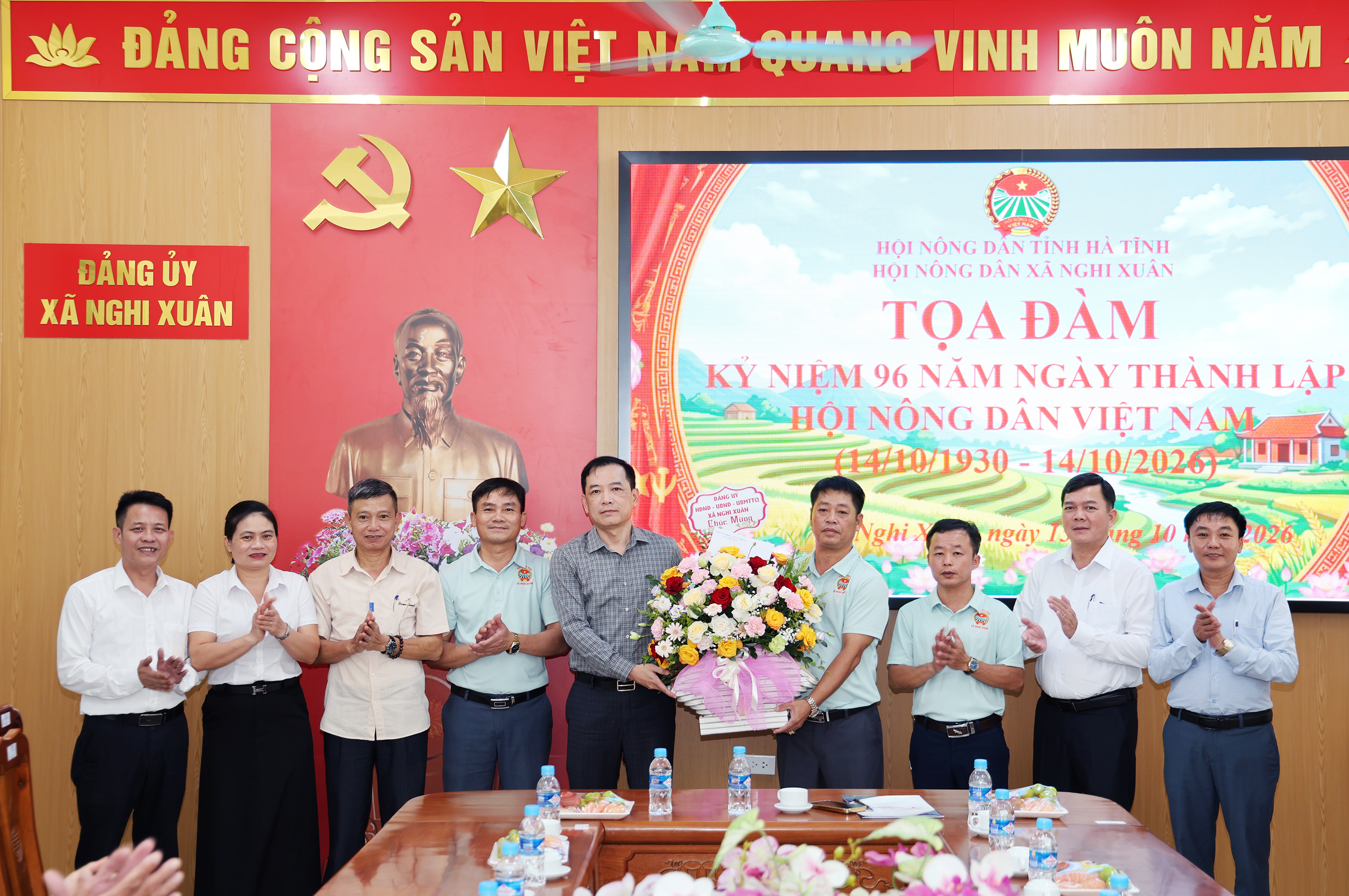 Hội Nông dân xã Nghi Xuân gặp mặt, tọa đàm  kỷ niệm 96 năm Ngày thành lập Hội.
