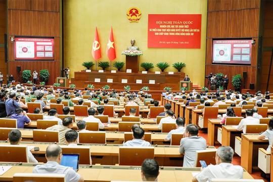 Cán bộ, đảng viên xã Nghi Xuân tham gia học tập, quán triệt và triển khai thực hiện Nghị quyết Hội nghị lần thứ ba Ban Chấp hành Trung ương Đảng khóa XIV.