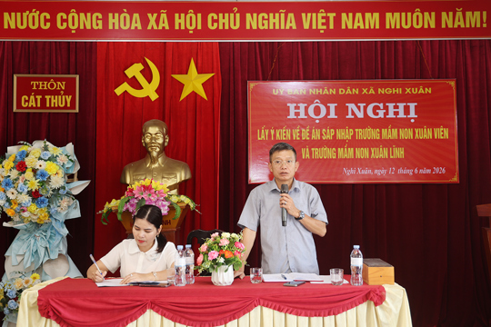 Xã Nghi Xuân lấy ý kiến Đề án sáp nhập Trường Mầm non Xuân Viên với Trường Mầm non Xuân Lĩnh.