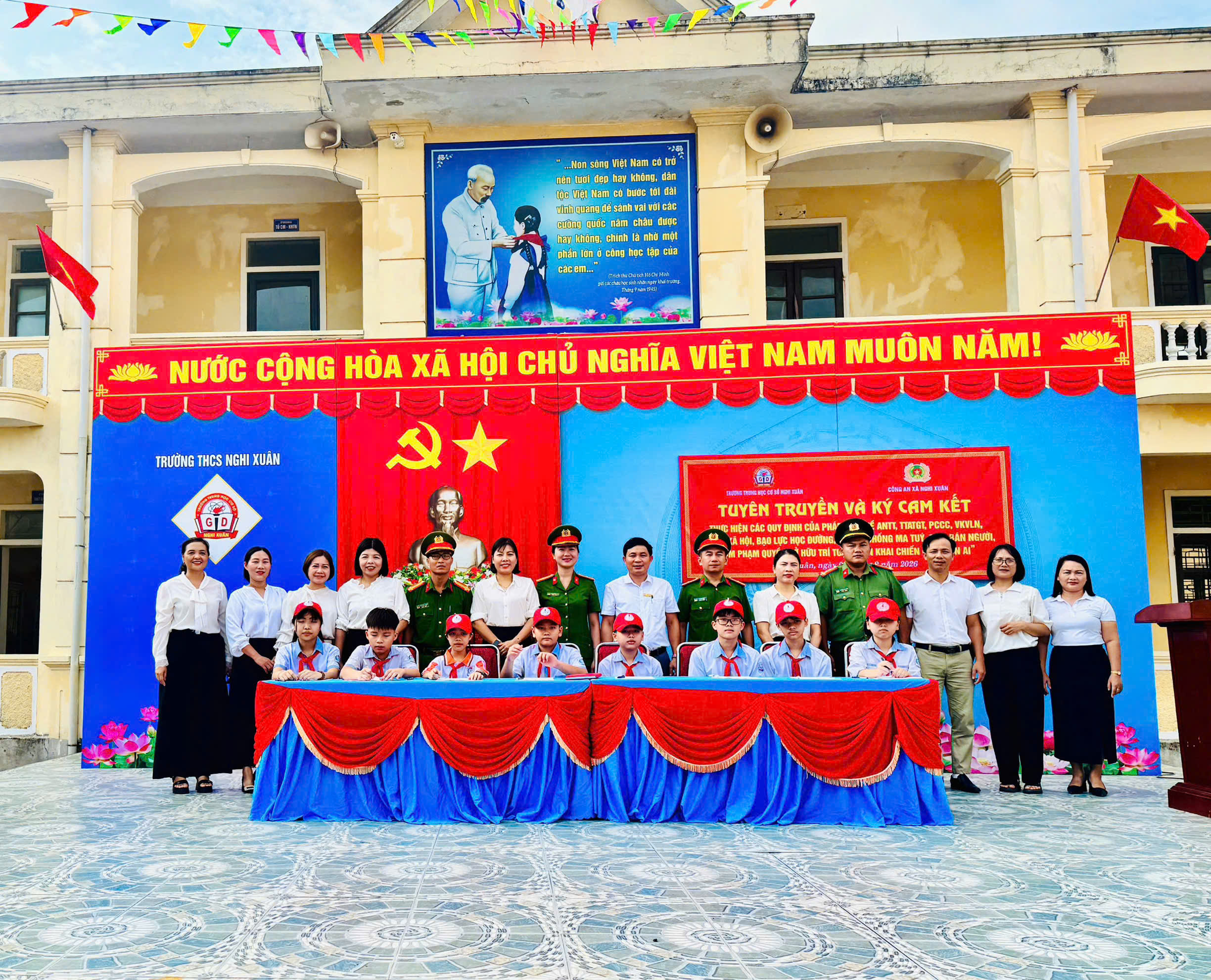 Trường THCS Nghi Xuân tuyên truyền pháp luật, nâng cao ý thức chấp hành cho gần 1.000 học sinh