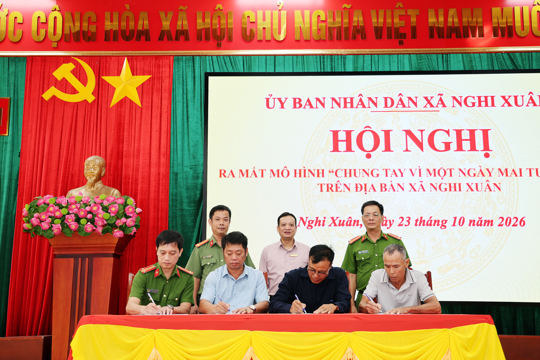 Nghi Xuân: ra mắt mô hình “ Chung tay vì ngày mai tươi sáng”.
