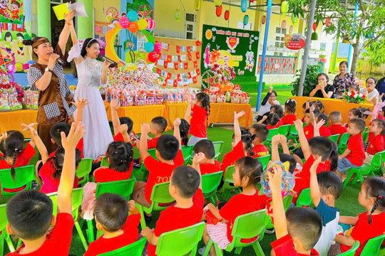 Rộn ràng Tết Trung thu cùng các bé tại Phân hiệu 1 – Điểm trường 2 Trường Mầm non Nghi Xuân