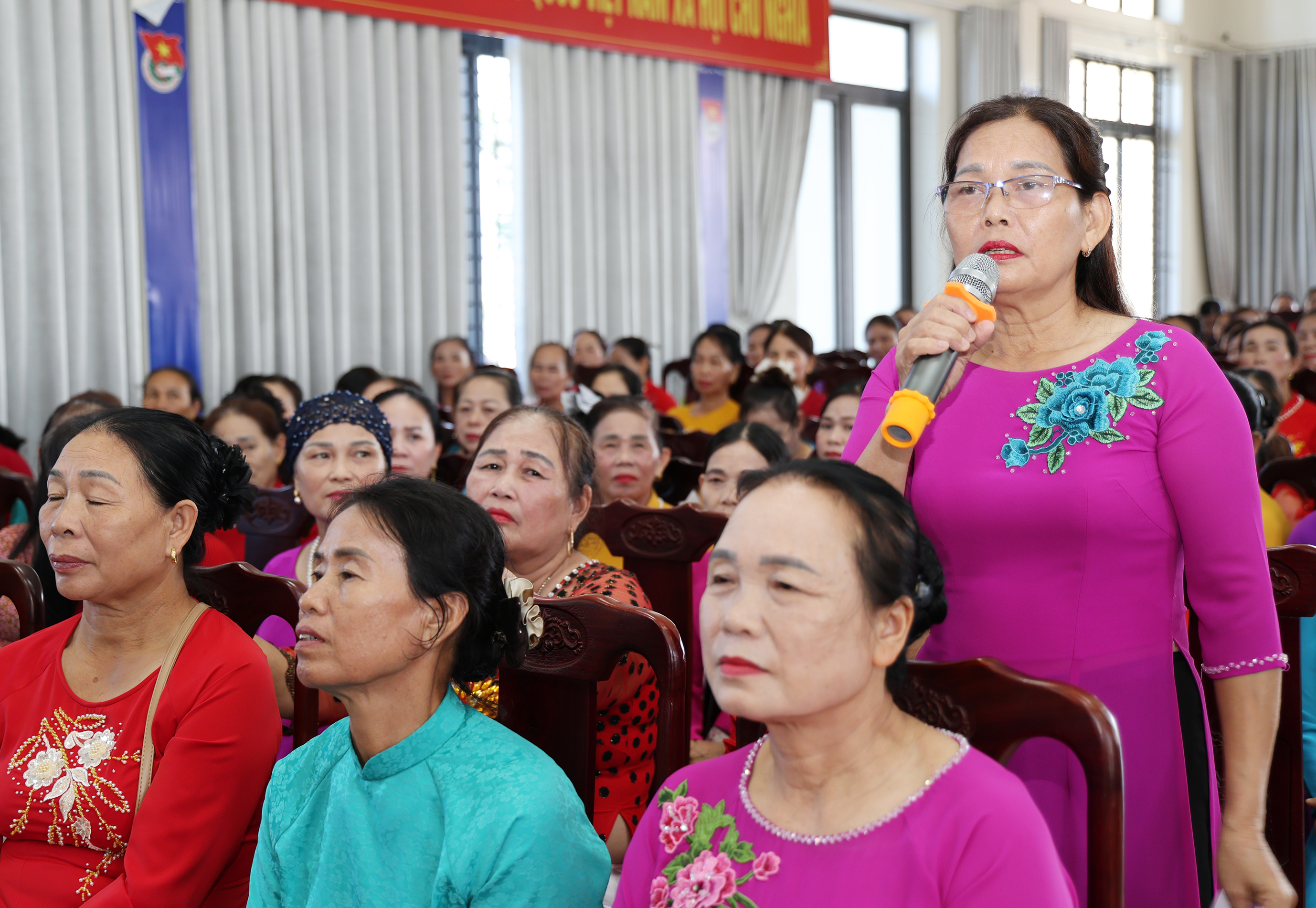 Nghi Xuân đối thoại giữa cấp ủy, chính quyền với hội viên phụ nữ năm 2026.