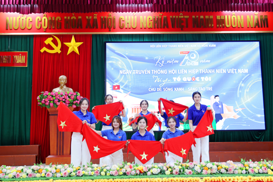 Hội LHTN Việt Nam xã Nghi Xuân kỷ niệm 70 năm Ngày truyền thống và Ngày hội “Tôi yêu Tổ quốc tôi”. 