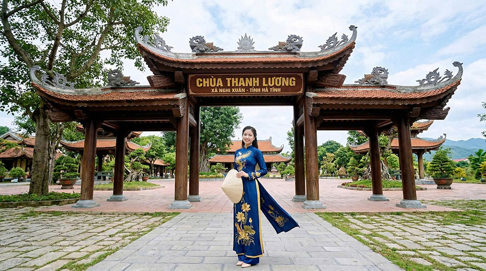 CUỘC THI ẢNH “ÁO DÀI TRUYỀN THỐNG - RẠNG RỠ SẮC XUÂN” 